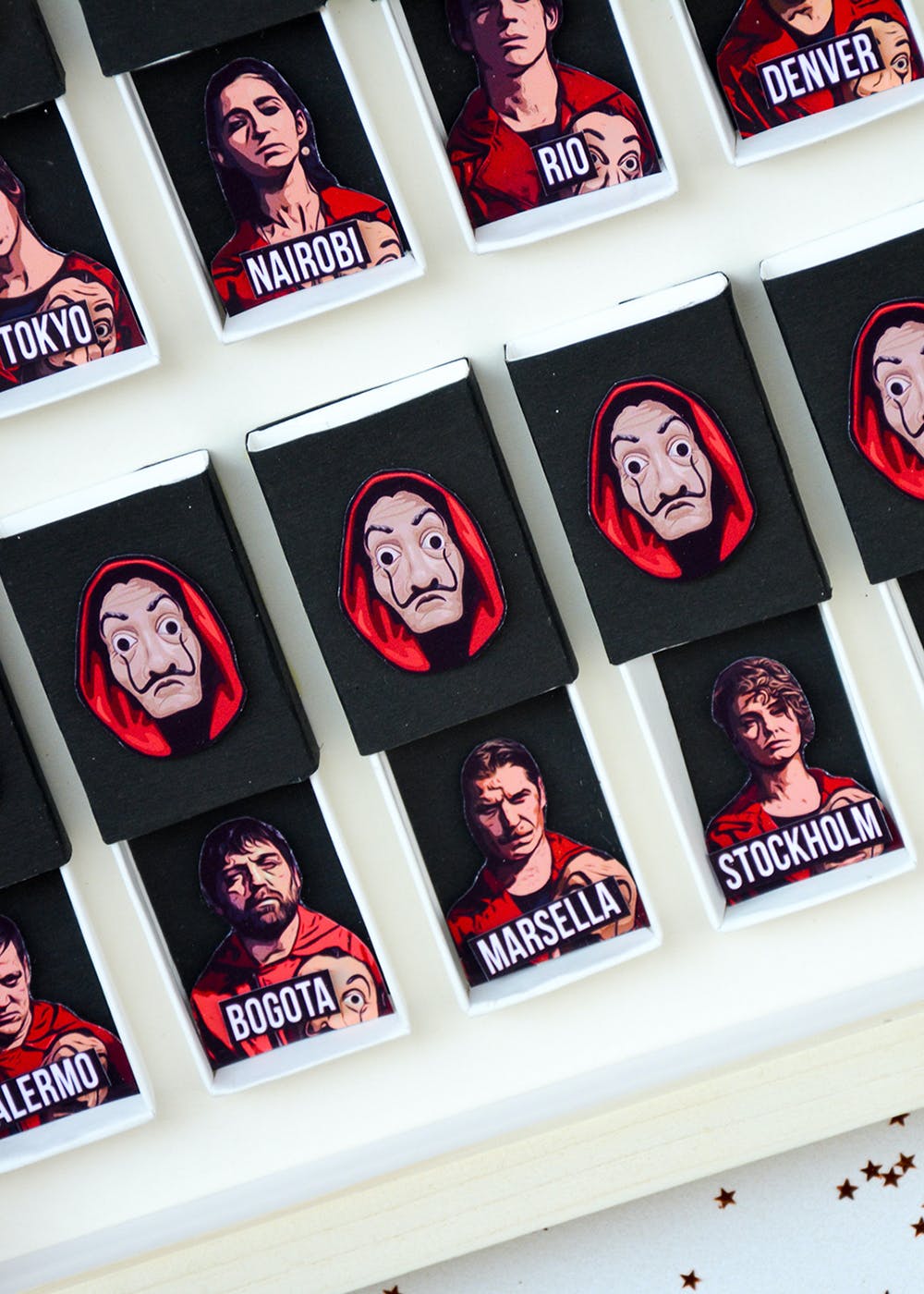 Facial expression,Art,Font,Red,T-shirt,Graphics,Room,Carmine,Logo,Illustration