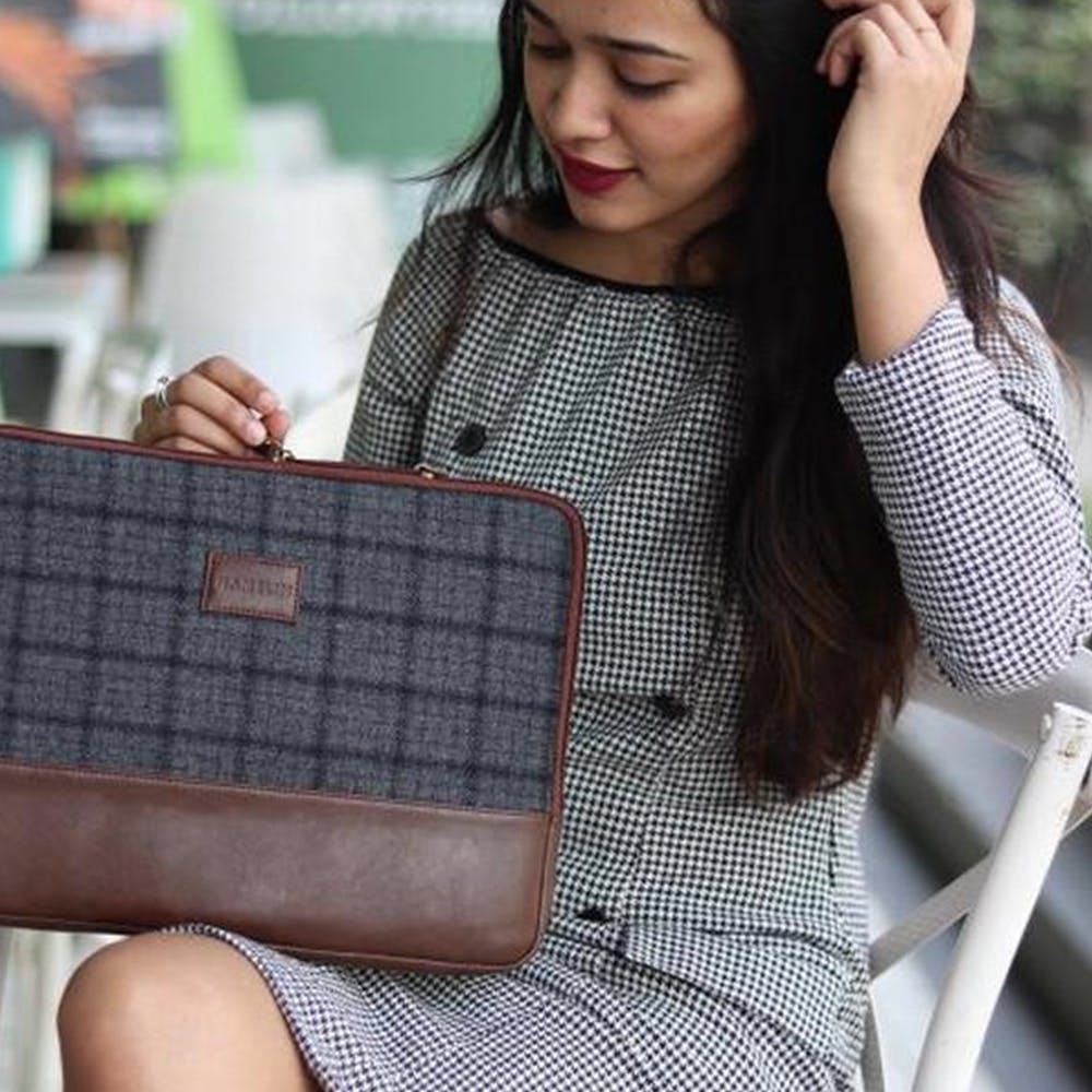 Checkered laptop sleeve clearance