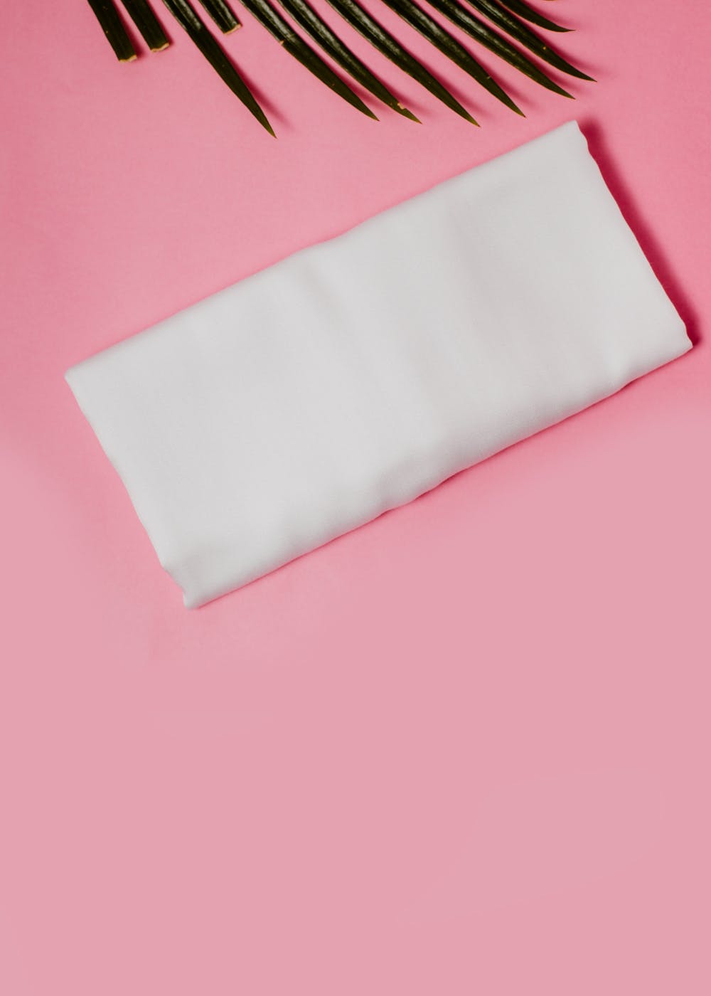 Get Vegan Beauty Pillow Cover Bamboo Satin (20 x 30 Inches) at ₹ 1800