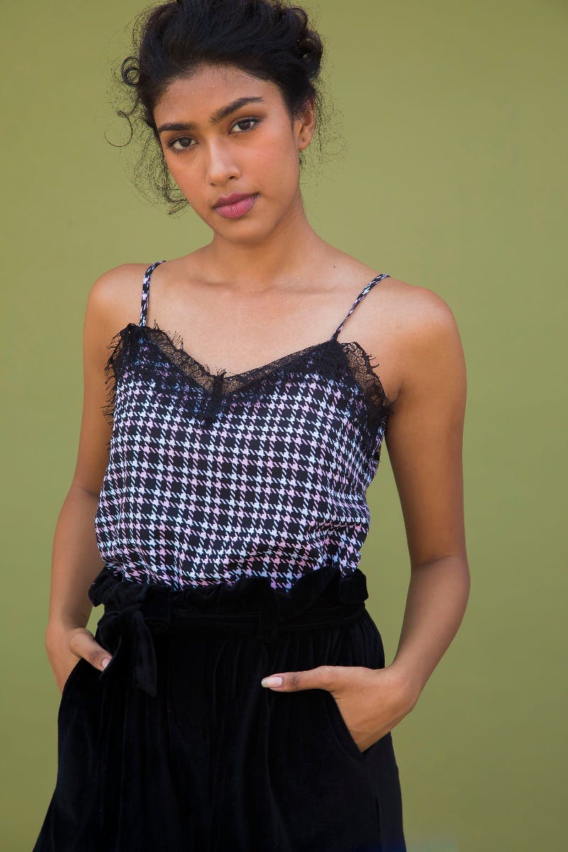 get-houndstooth-crop-top-with-chantily-lace-at-799-lbb-shop