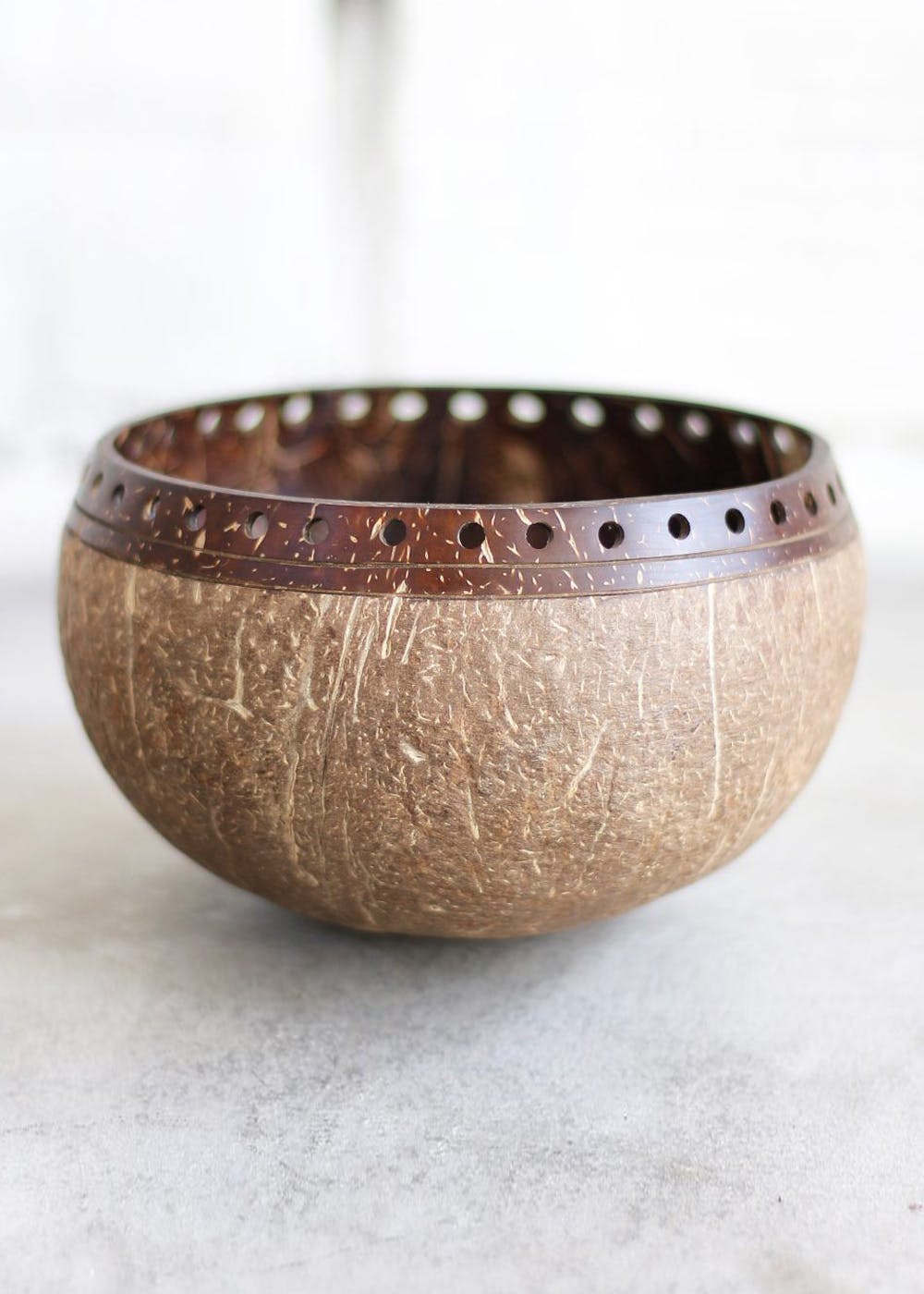 Get Jumbo Natural Coconut Bowls Crafted (Ocean) at ₹ 699 LBB Shop