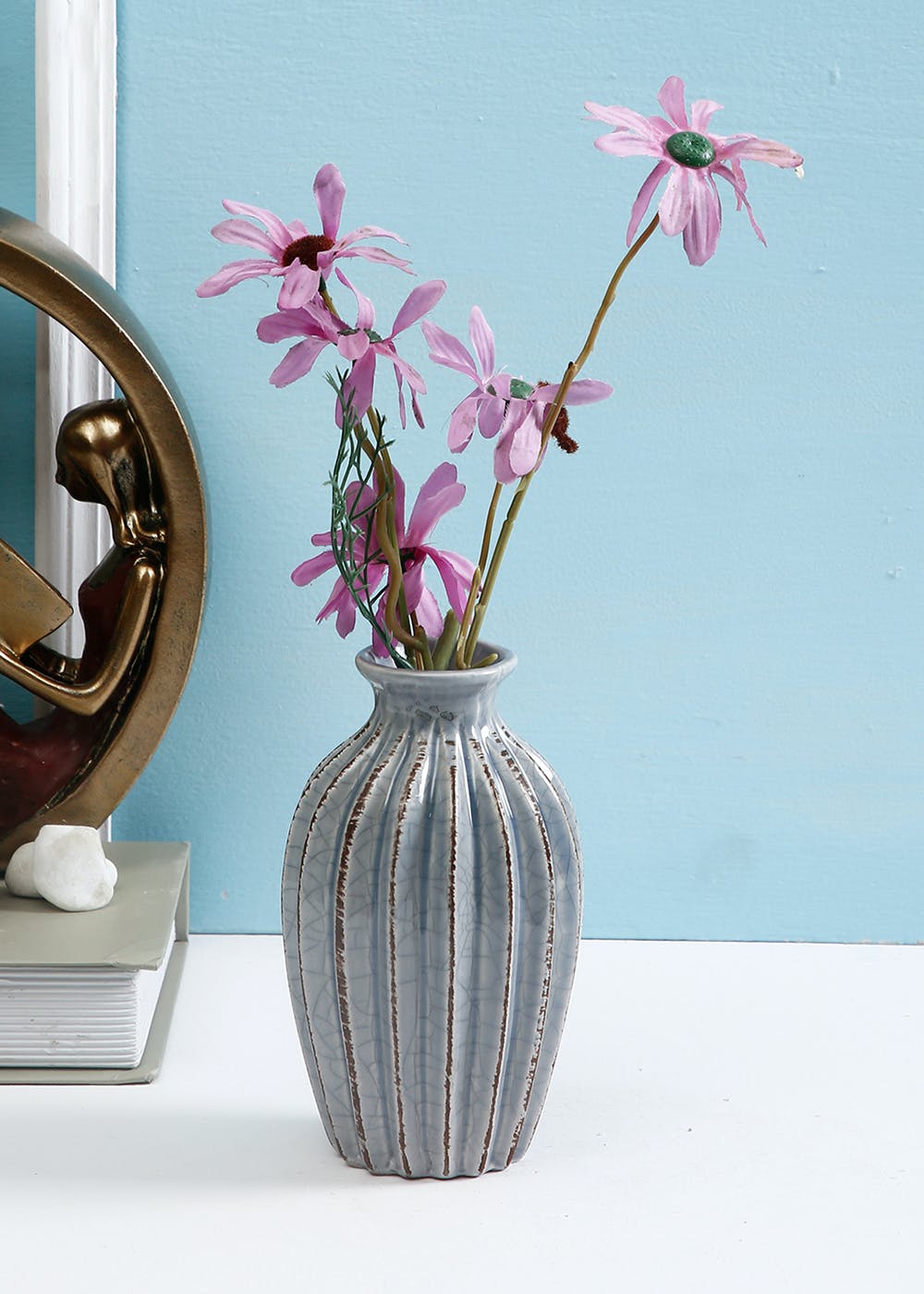 Get Handcrafted Grey Ceramic Flower Vase at ₹ 726 LBB Shop