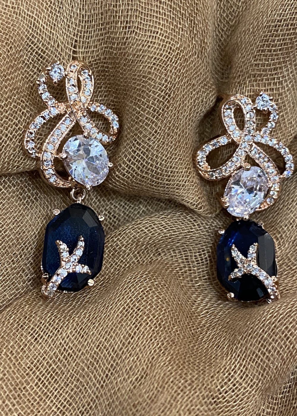 Get Zircon Signature Sapphire at ₹ 1010 LBB Shop