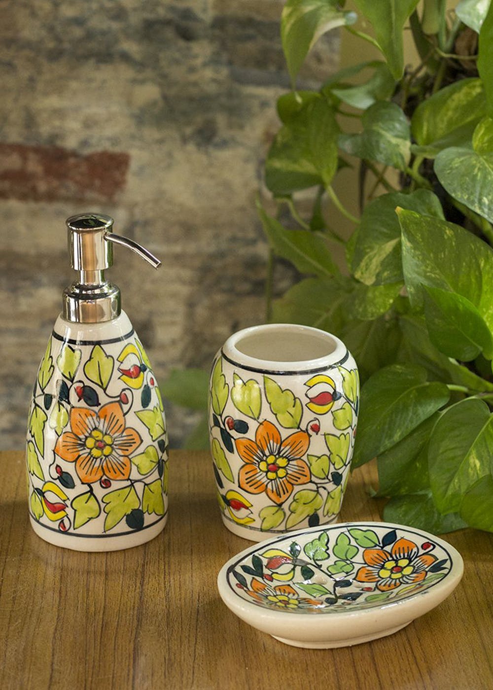 Get Multicolor Floral Handpainted Bathroom Set at ₹ 1199 LBB Shop