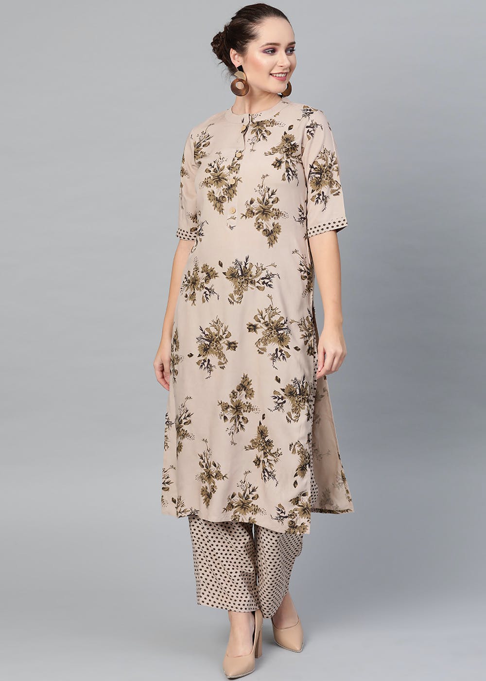 Get Printed Monotone Mandarin Collar Kurta With Palazzo Set at ₹ 1499